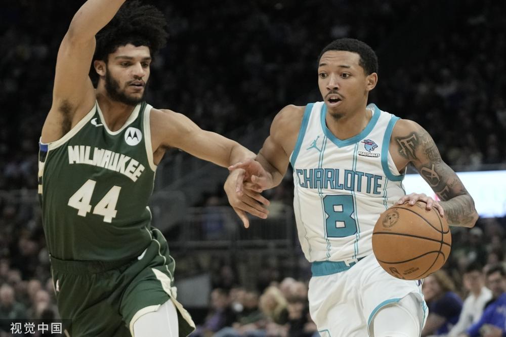 托尼在未來 托尼在未來