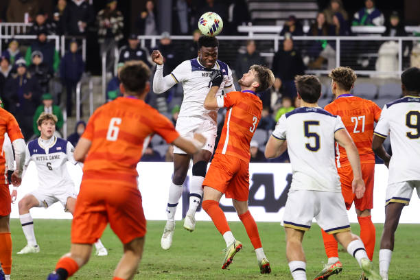 防守重压下 防守重压下